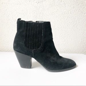 Nine West Black Suede Heeled Ankle Booties 8.5